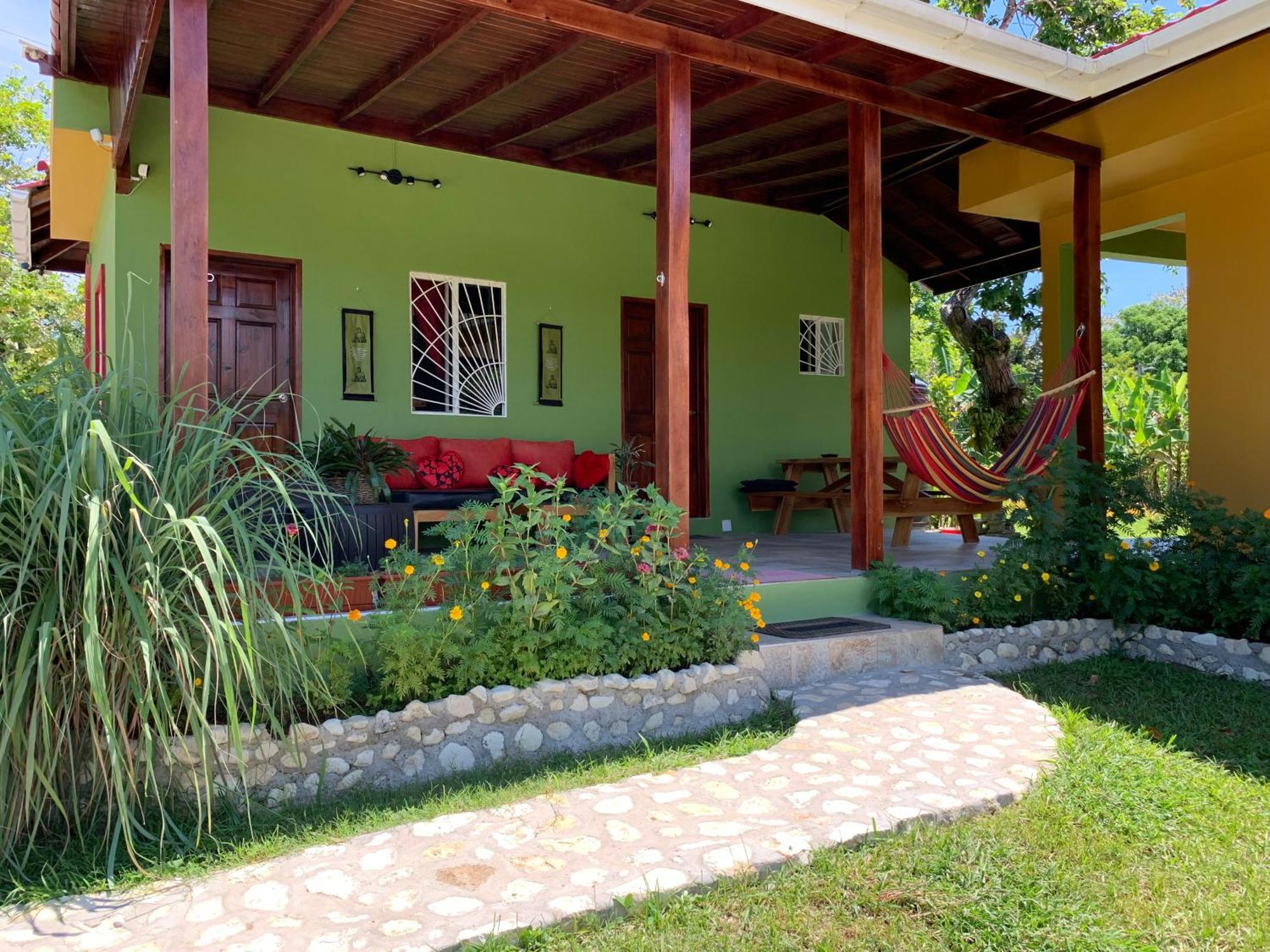Oracabessa Green Queendom Farm And Lodging מראה חיצוני תמונה